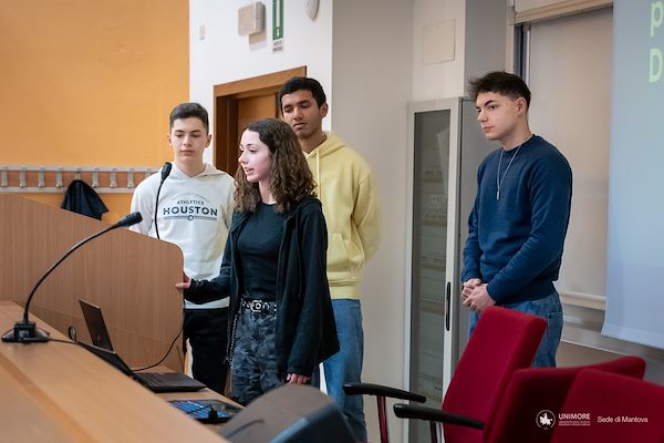 Hackathon SCIoTeM 2024 - Supply Chain, Internet of Things and Manufacturing