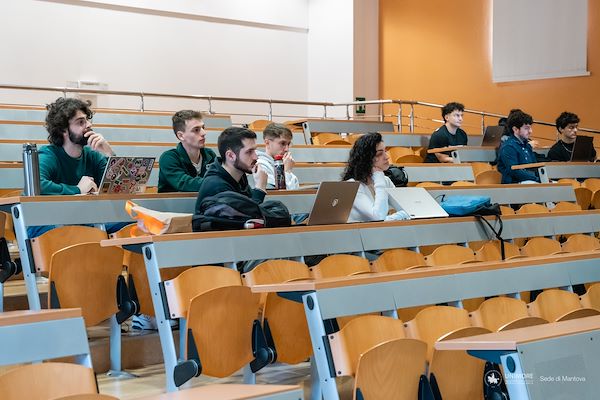 Hackathon SCIoTeM 2024 - Supply Chain, Internet of Things and Manufacturing