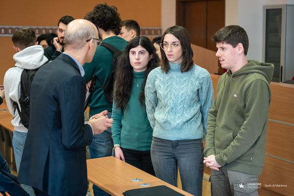 Hackathon SCIoTeM 2024 - Supply Chain, Internet of Things and Manufacturing