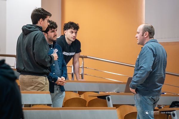 Hackathon SCIoTeM 2024 - Supply Chain, Internet of Things and Manufacturing